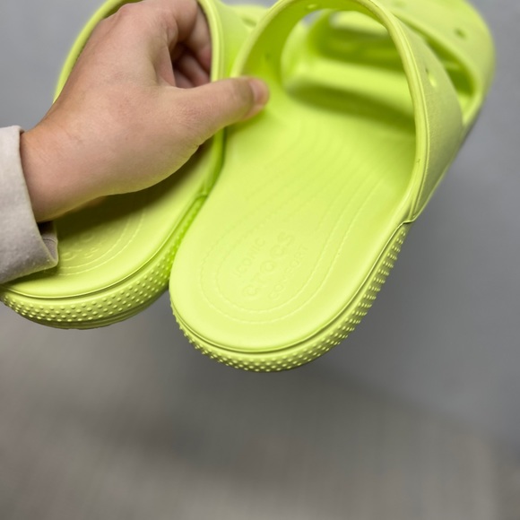 CLASSIC CROCS SANDAL LIME GREEN (DOUBLE STRAP) sz 12 - Picture 3 of 6